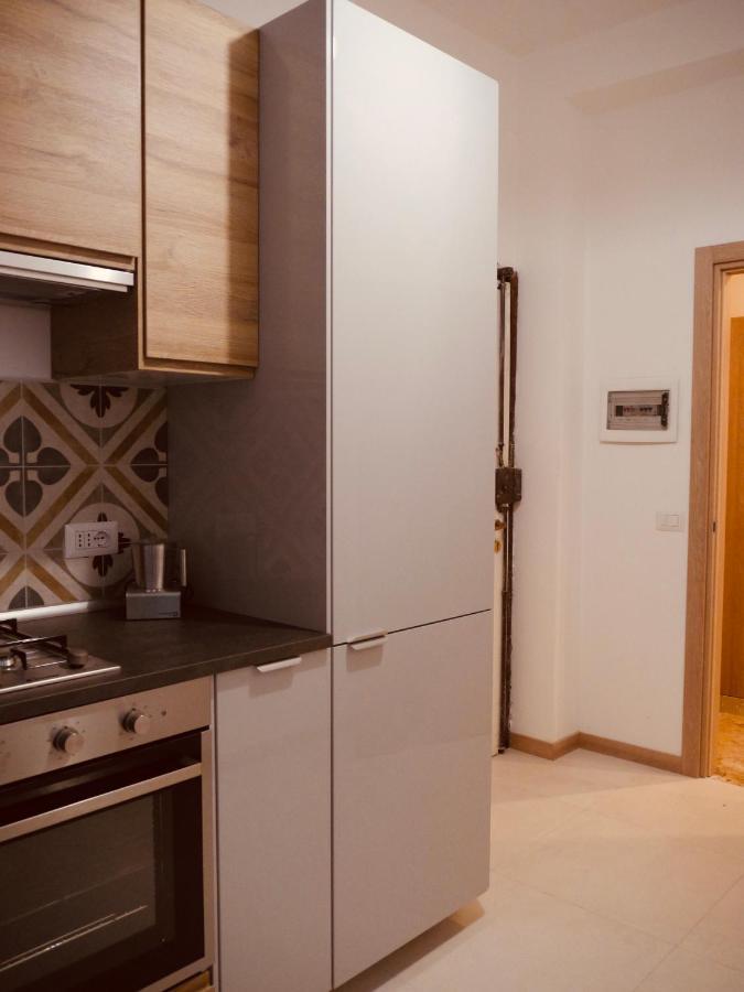 Casa Ling -Ac - Parking-2Bathrooms โกโม ภายนอก รูปภาพ