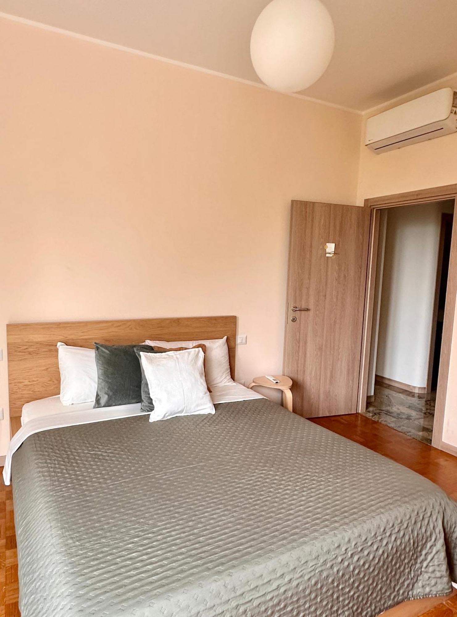 Casa Ling -Ac - Parking-2Bathrooms โกโม ภายนอก รูปภาพ