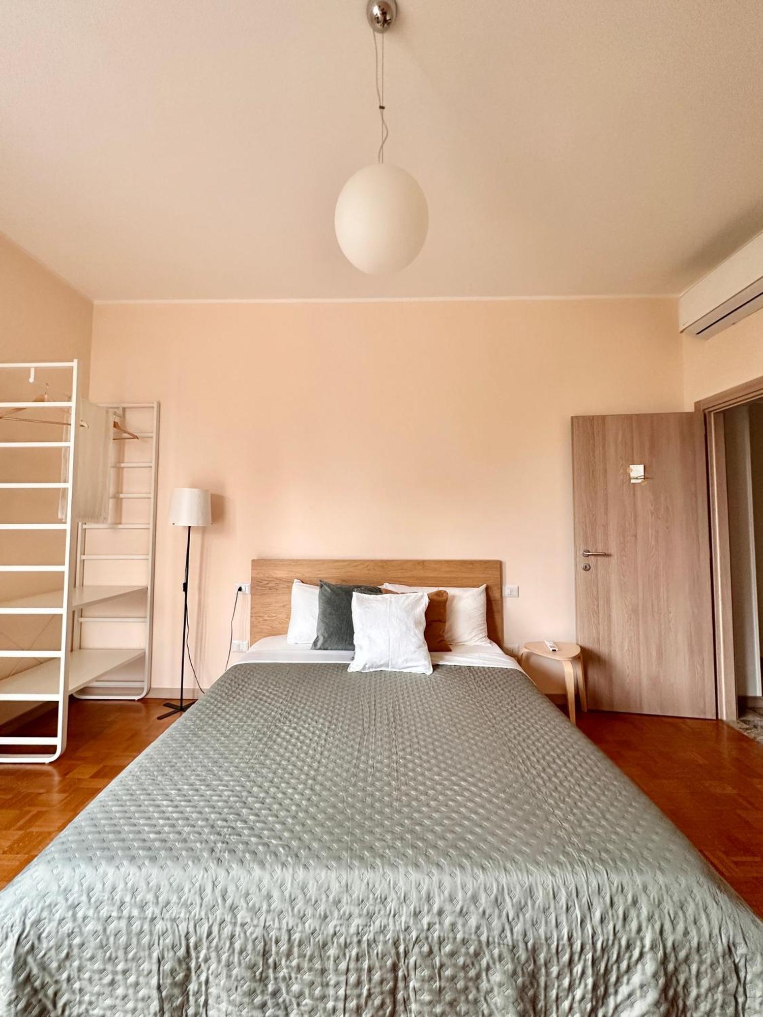 Casa Ling -Ac - Parking-2Bathrooms โกโม ภายนอก รูปภาพ
